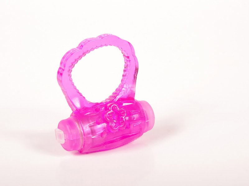 cockring vibrant retardateur éjaculation lovatoy