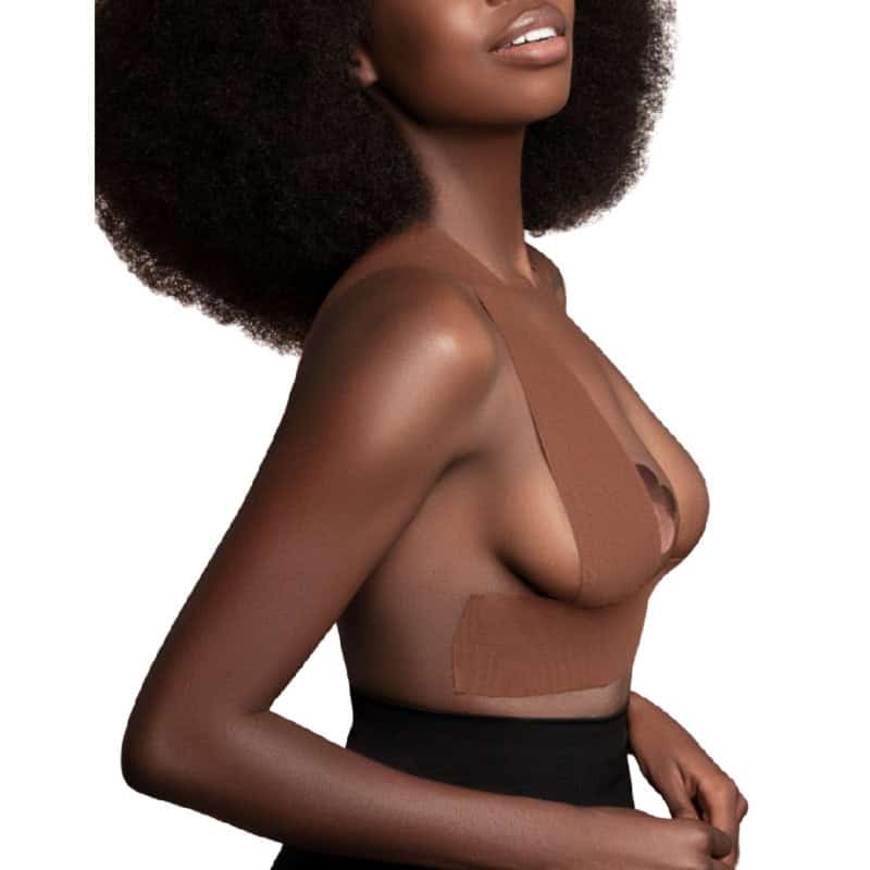 BYE-BRA - BODY TAPE 5 M X 6,5 CM + 3 PAIRES DE CACHE-MATIN MARRON – Image 4
